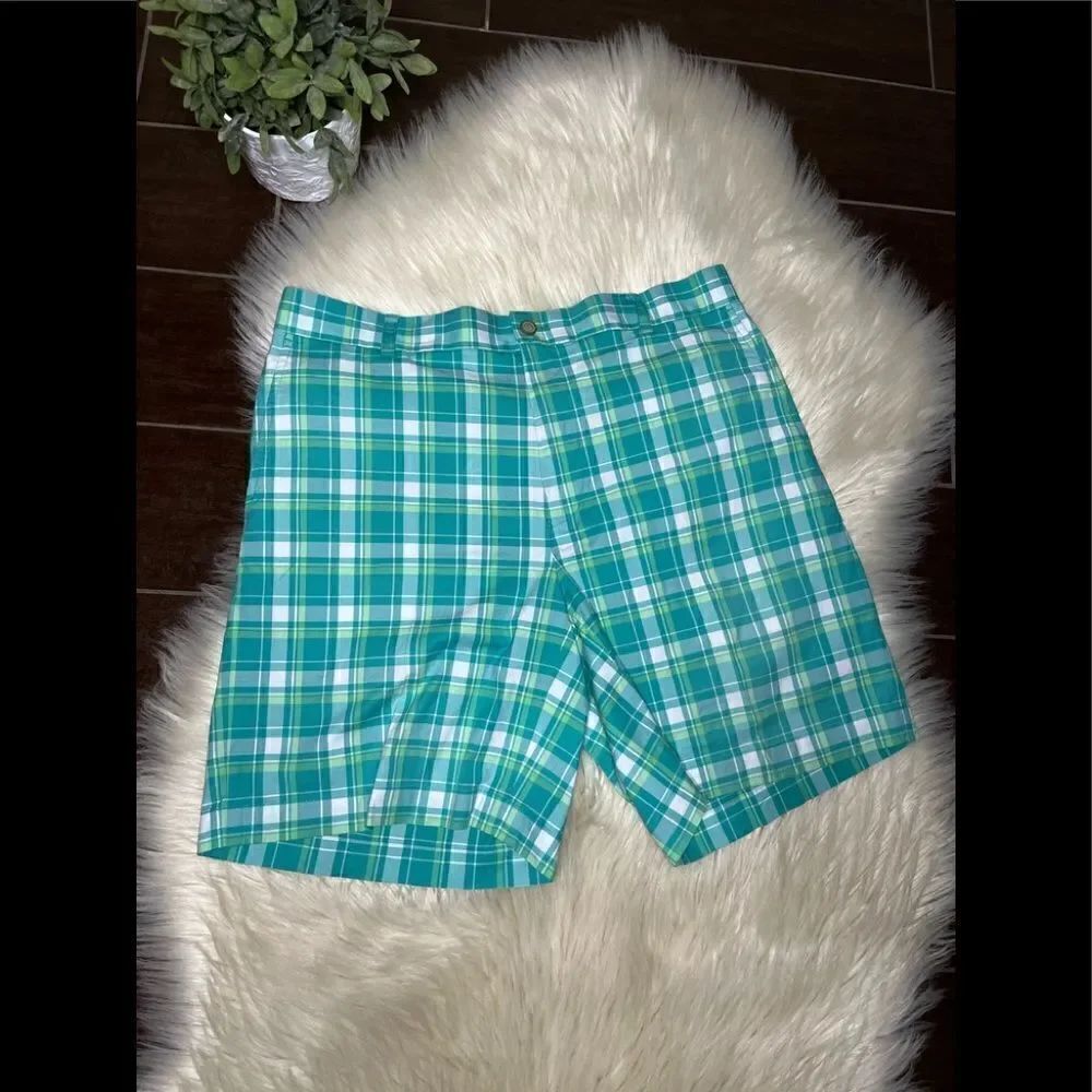 Southern Tide green plaid shorts sz 35
